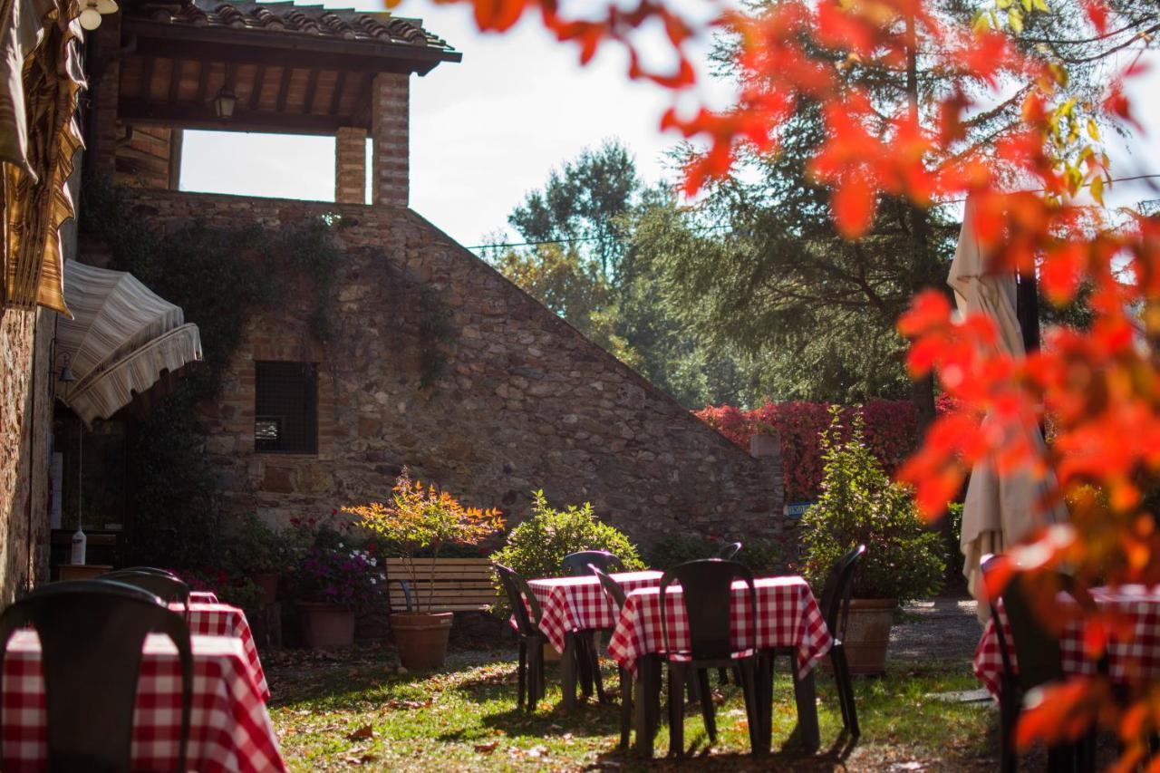 Albergo Ristorante Da Vestro Monticiano Exterior foto